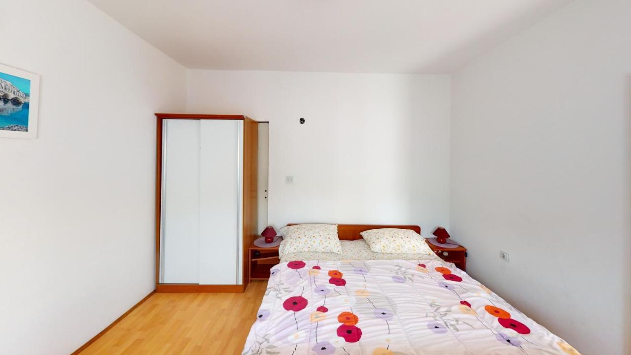 Jaska & Jelica House Apartments Metajna Kültér fotó