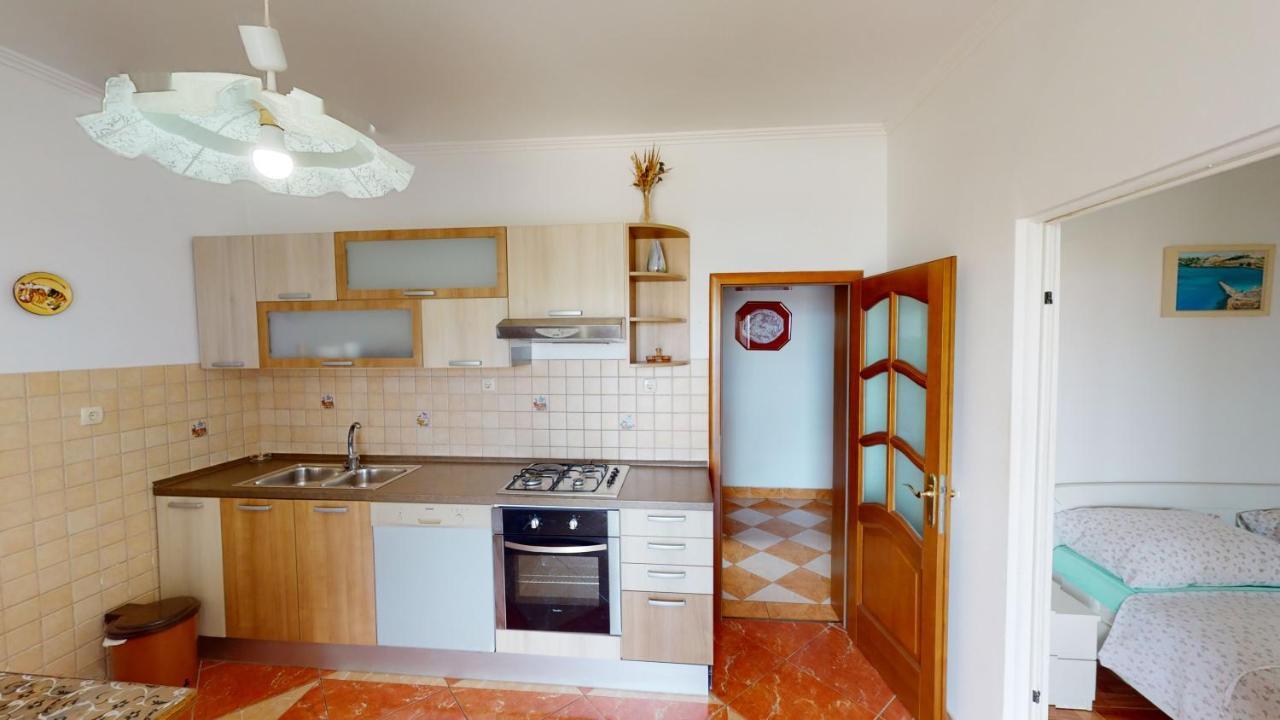 Jaska & Jelica House Apartments Metajna Kültér fotó