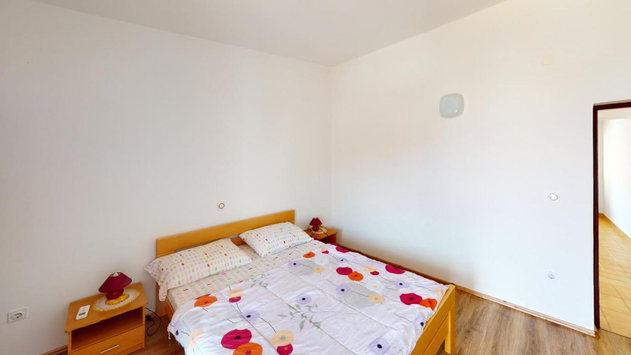 Jaska & Jelica House Apartments Metajna Kültér fotó