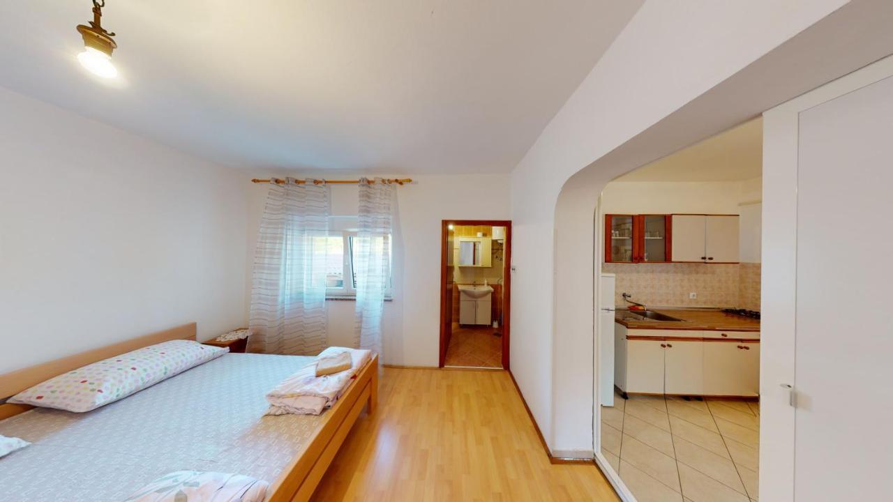 Jaska & Jelica House Apartments Metajna Kültér fotó