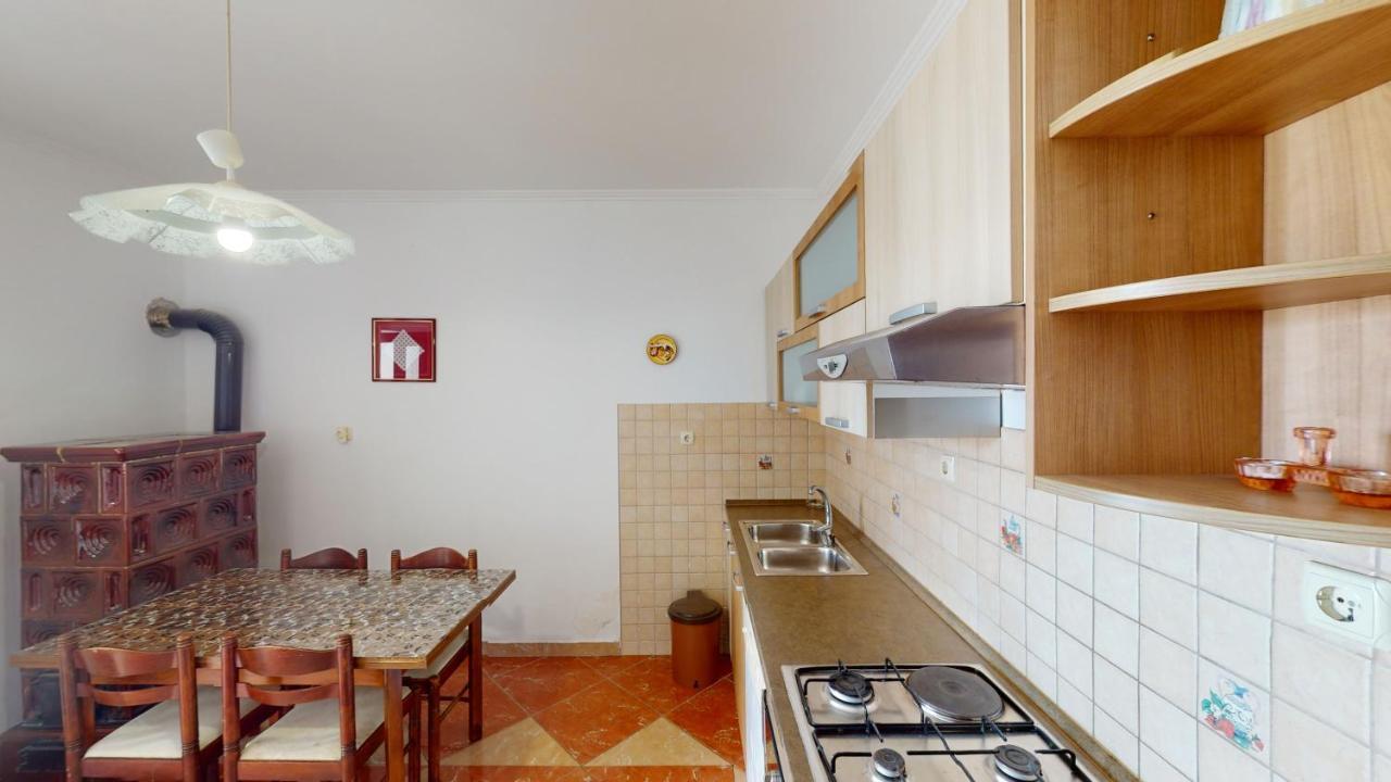Jaska & Jelica House Apartments Metajna Kültér fotó